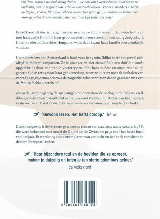 Duiven vliegen op