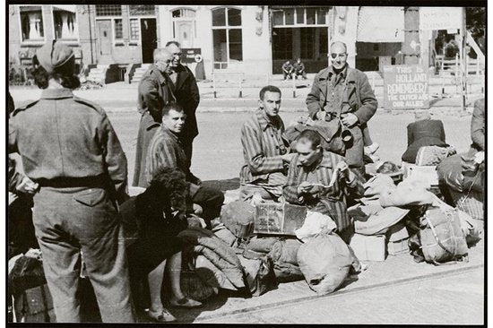 De Tweede Wereldoorlog in honderd foto's